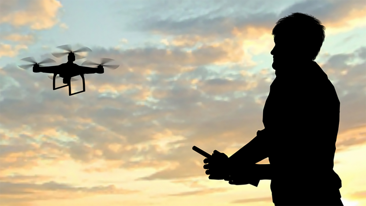 Videos beim Content Marketing- Der man mit Drohne